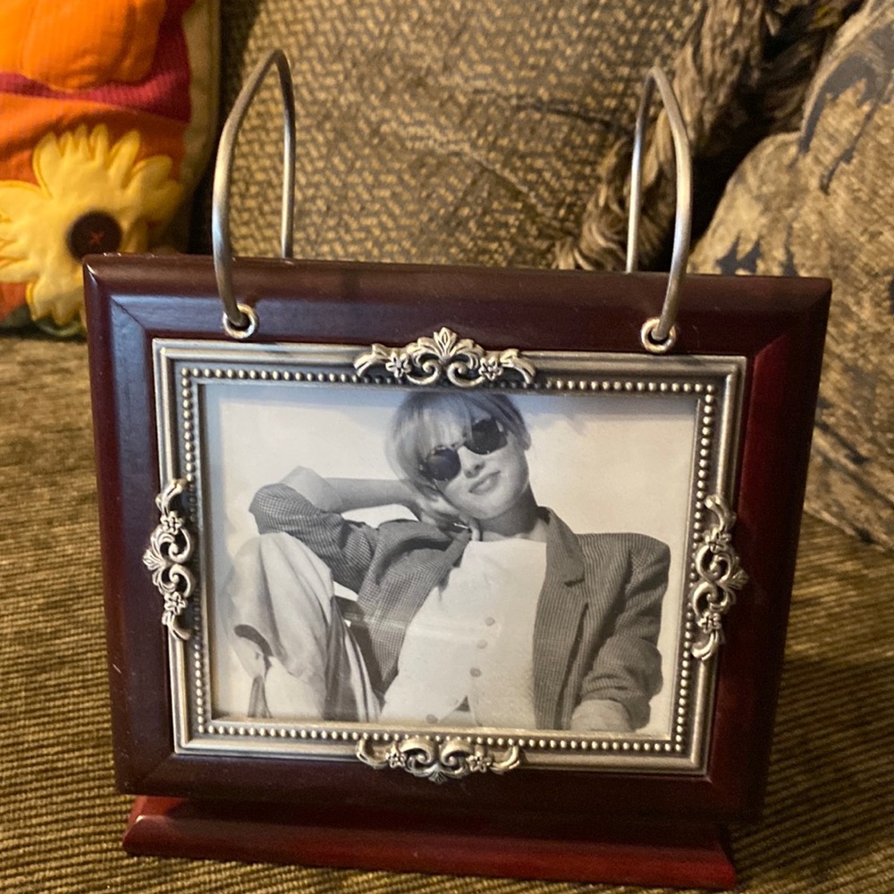 Picture holder. Excellent condition.